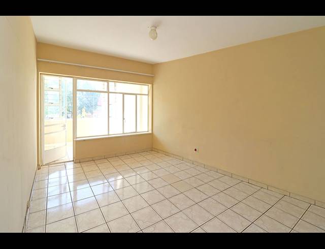 3 BEDROOM APARTMENT FOR SALE IN CYRILDENE